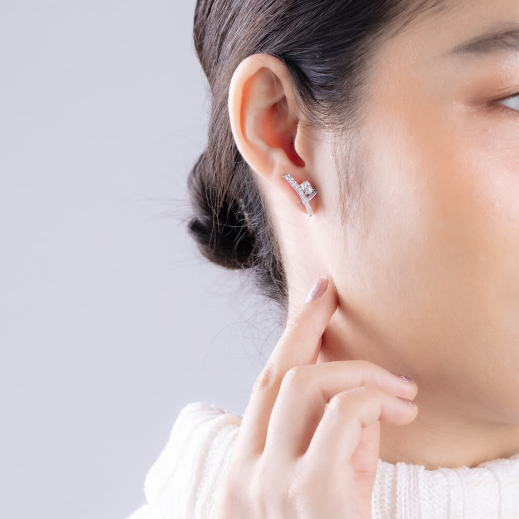 Love diamond Earring เครื่องประดับเพชรแท้,ต่างหูเพชรแท้,ต่างหูเพชรแท้เม็ดเดี่ยว